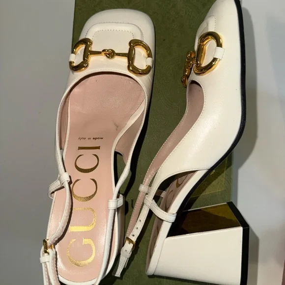 Gucci Women's Cream Leather Slingback Heels with Gold Accents - Picture 7 of 8